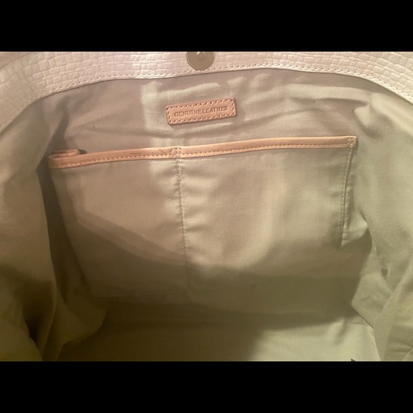 Cynthia Rowley Large Tan Leather Shoulder Tote - Picture 5 of 6